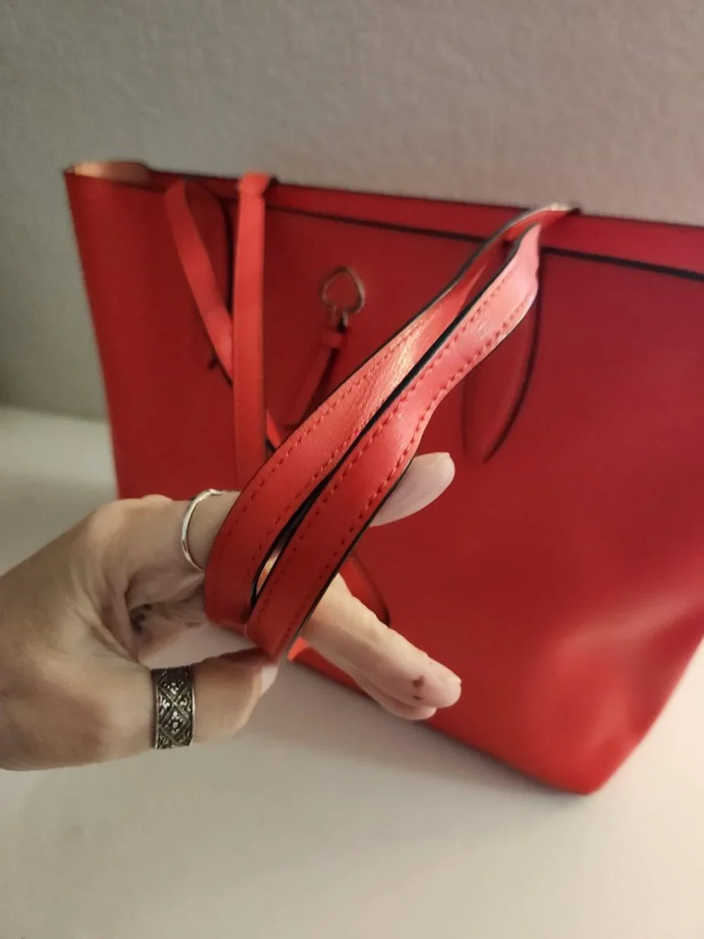 Like New Kate Spade NY Adel Coral Leather Shoulder Bag Purse
